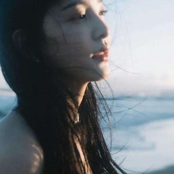 春心有谁怜